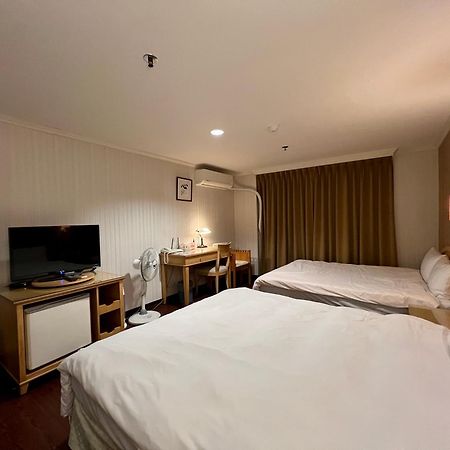 סינצ'ו סיטי Hermes Hotel מראה חיצוני תמונה