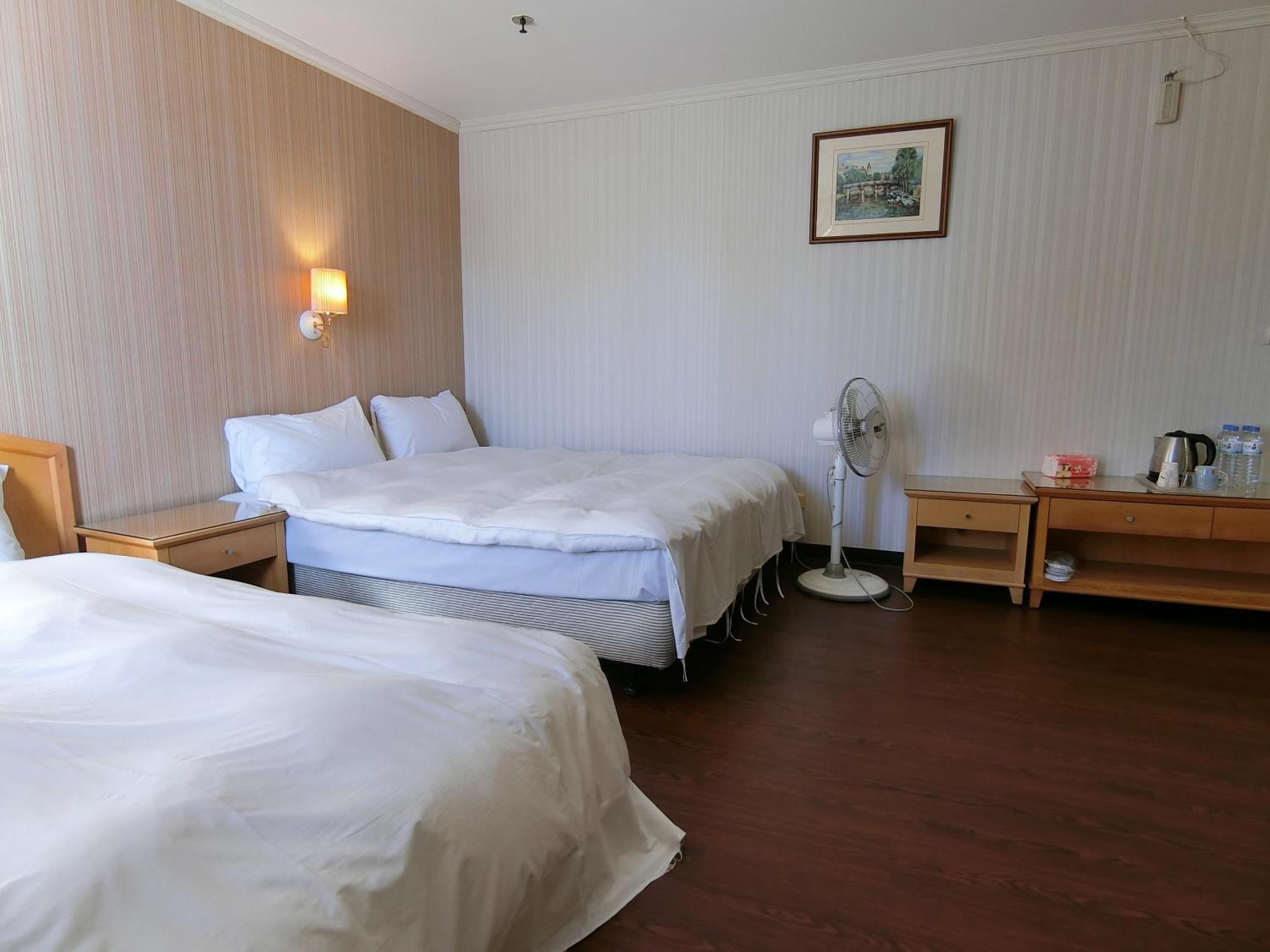 סינצ'ו סיטי Hermes Hotel מראה חיצוני תמונה